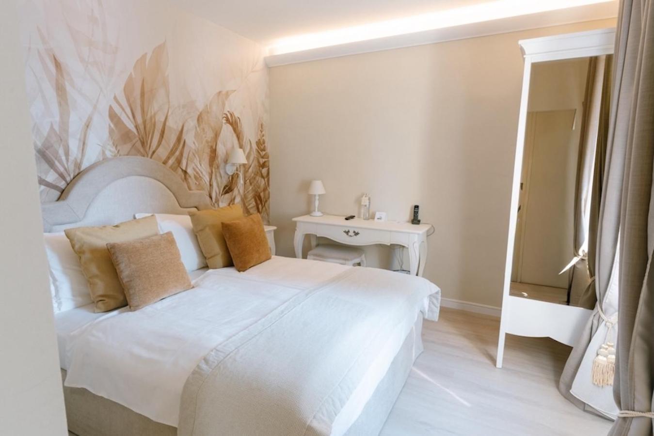 Junior Suite Lake View